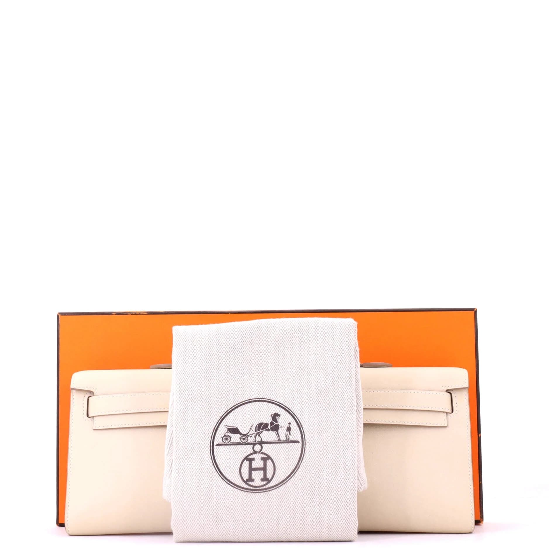 Hermès Kelly Cut - Image 2